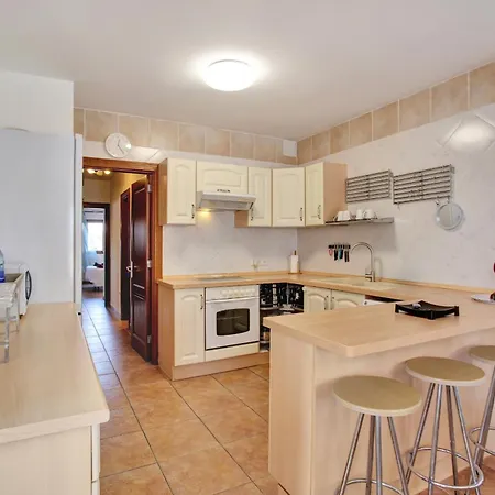 Casa Queen Ovetus Planta Baja, Piscina Y Wifi Lägenhet