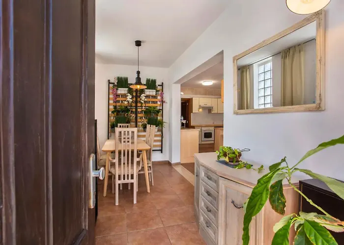 Апартаменты Casa Queen Ovetus Planta Baja, Piscina Y Wifi