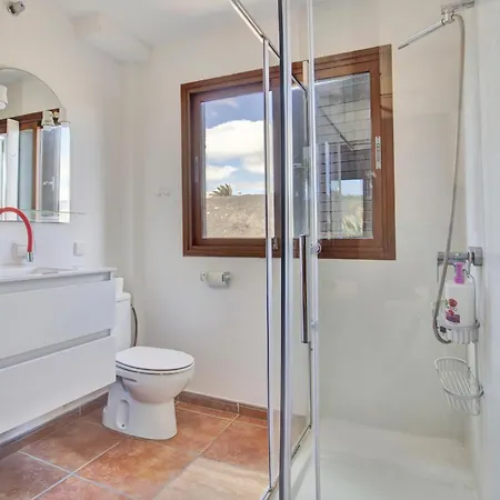 Casa Queen Ovetus Planta Baja, Piscina Y Wifi Costa Teguise